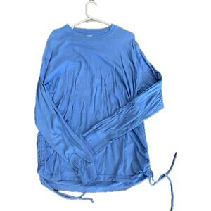 Victoria’s Secret Pink long sleeve shirt - Size L blue with ruched sides